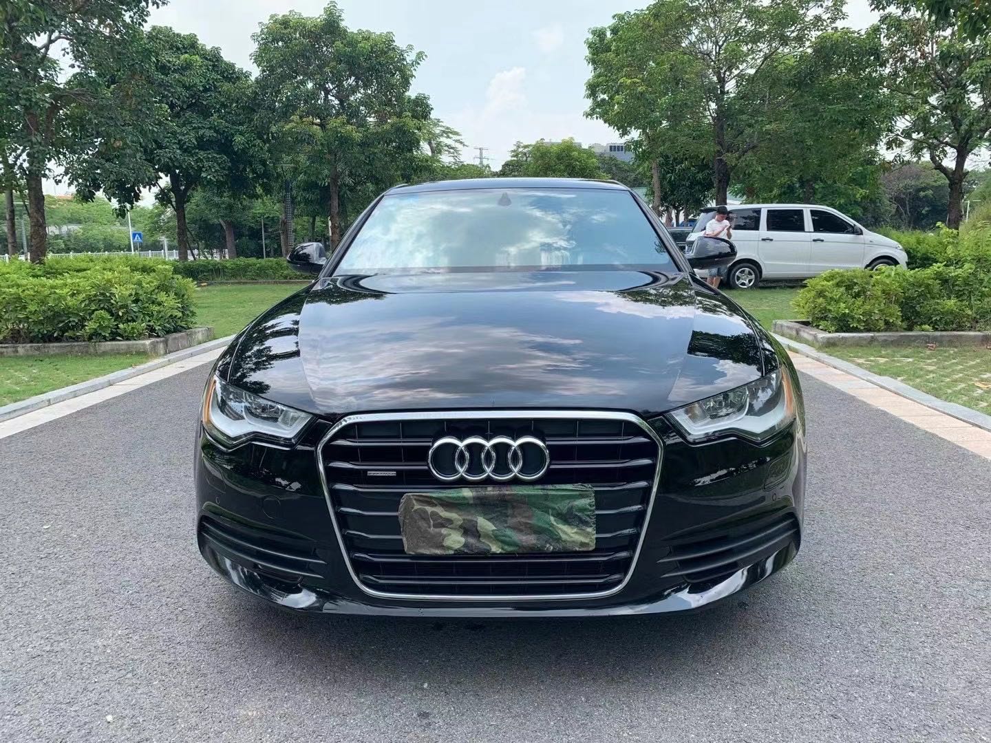 实拍15款奥迪a6售价15万,其特点是豪华,动感,成熟