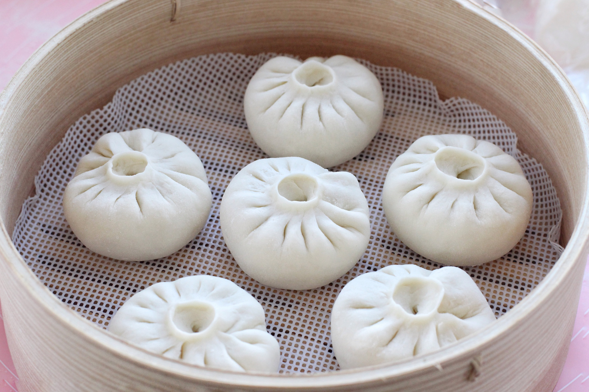 纯东北味道的大包子,透白暄软,酸爽开胃,南方人吃过的想必不多|南方|