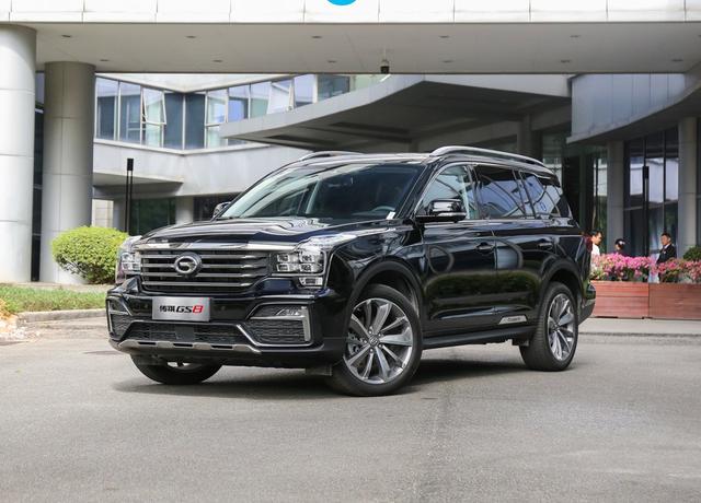 全家自驾游首选传祺gs8,一脚油252马力,高速超车信心十足