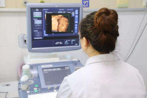 在妈妈肚子里，无聊的胎儿都怎么打发时间？宝宝：我超忙的休闲区蓝鸢梦想 - Www.slyday.coM