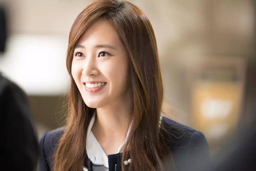 首度演古装权俞利或将出演绑匪偷走命运有望搭档丁一宇