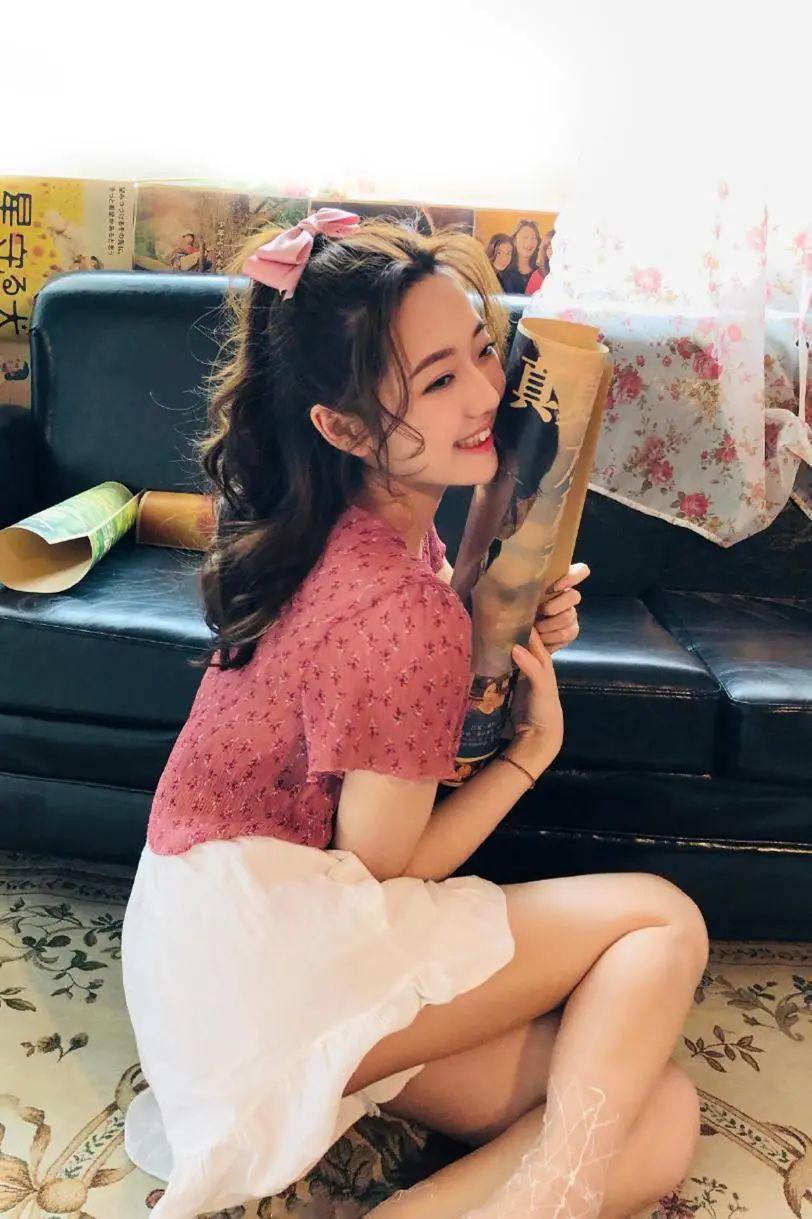 既有颜值又有身材的张兆艺,也时常会作为时尚model出镜拍摄写真大片.