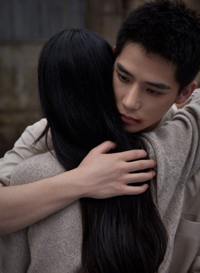 校霸和校花周也王安宇cp感爆棚她以后会大火吧