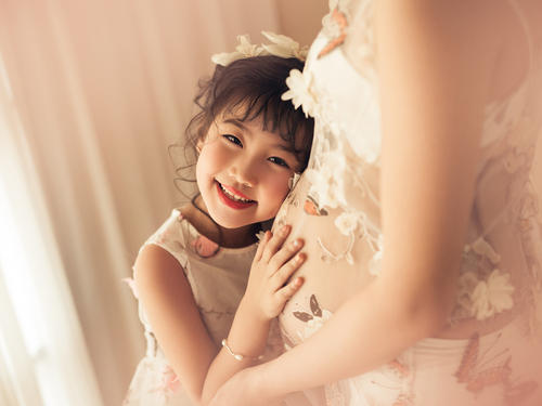 在妈妈肚子里，无聊的胎儿都怎么打发时间？宝宝：我超忙的休闲区蓝鸢梦想 - Www.slyday.coM