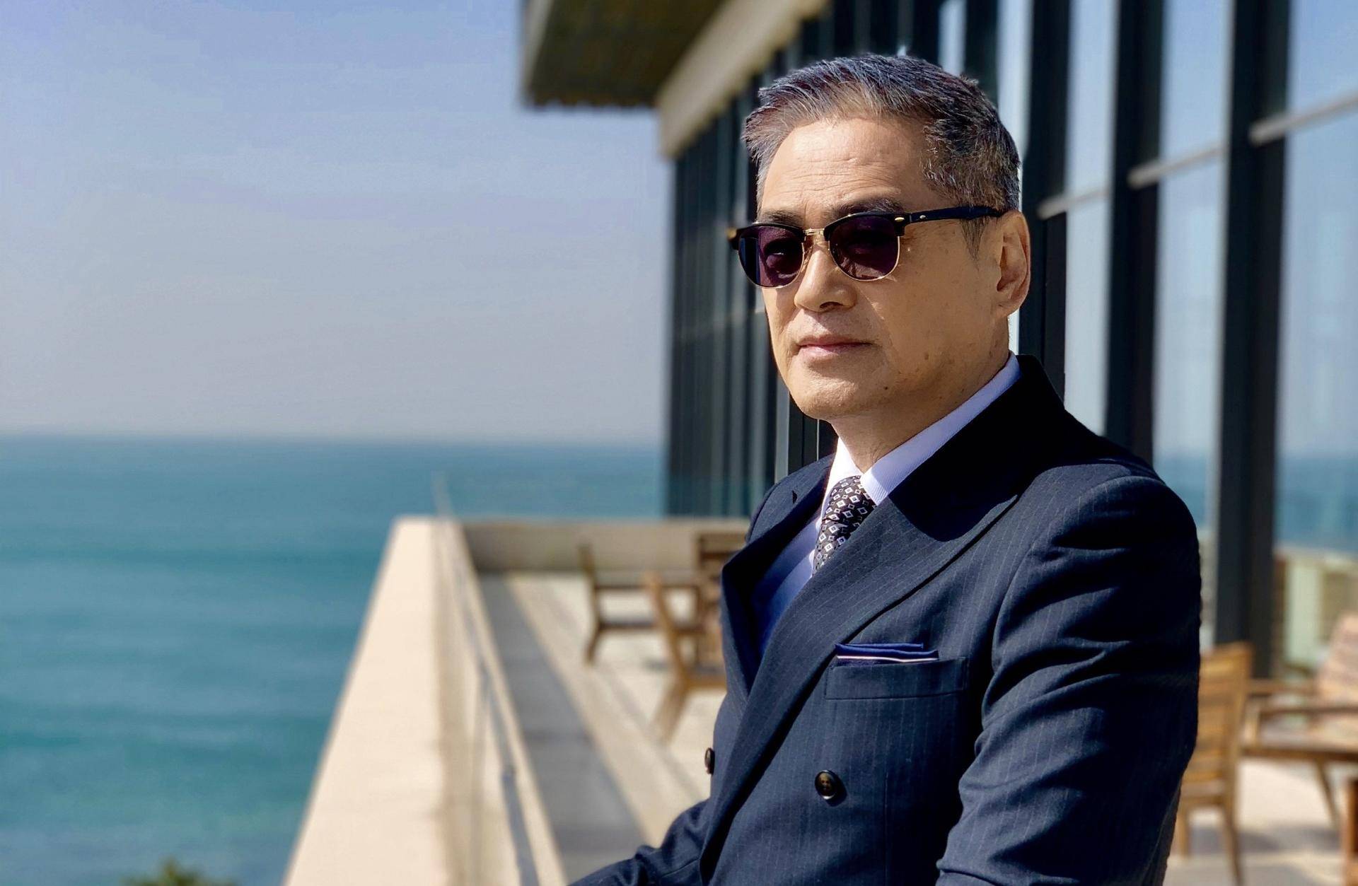 63岁汤镇宗近况曝光昔日男神变化大头发泛白法令纹明显