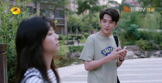 凌霄和李尖尖这对真嗑不动比起爱情我更喜欢看他们的亲情