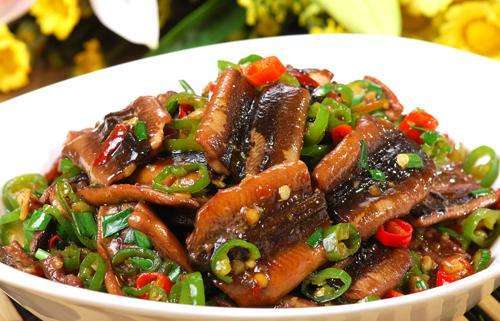 1.青椒爆炒鳝鱼