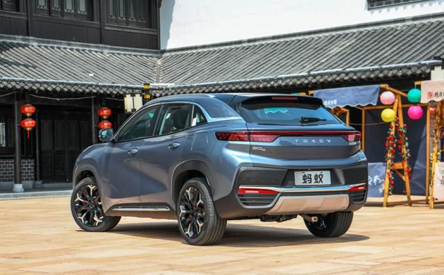 奇瑞轿跑suv发布,预售16万起,"跑车级"颜值!内饰赛过星途