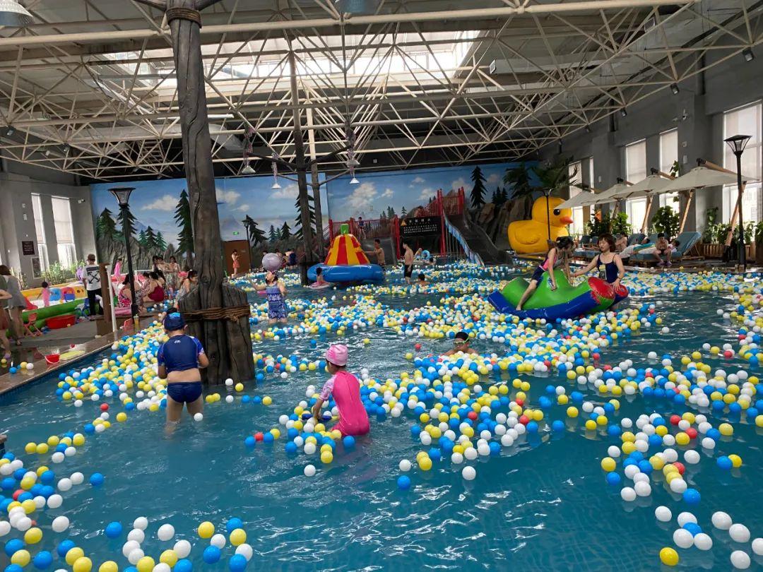 长春这家温泉洗浴海鲜自助水上乐园一站体验的地方你去过吗