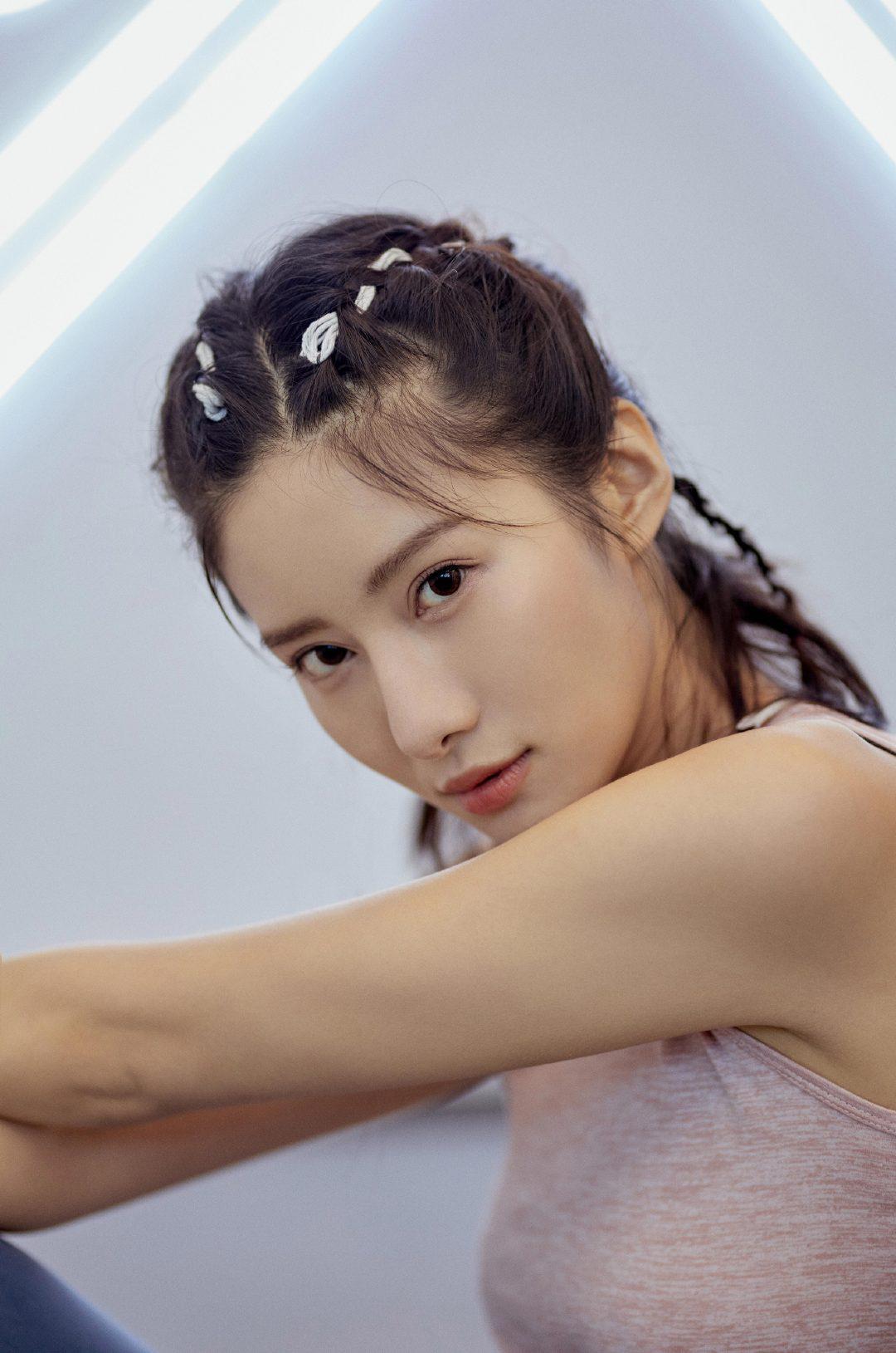 今天漂亮姐姐吴优的运动look着实slay到我