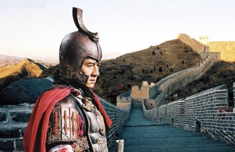 成龙拍摄《神话》电视剧版,将百万盔甲送给胡歌,原来另有深意