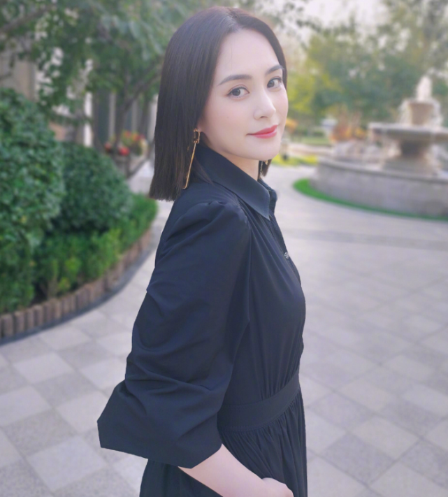 发型一直都称得上是女士形象中的灵魂,相信你们也曾经因为发型失败而