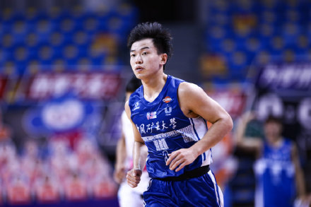 胡良宇轰30分险导大逆转!宁大获cuba季军难掩他高光