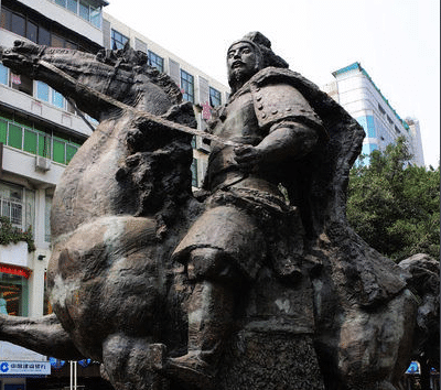 东晋王谢家族崛起既因门阀士族的促成也因其在江左建功