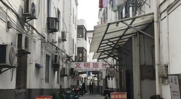 【拍品名称】溧阳市唐家村二巷37号   【起拍价】147万元