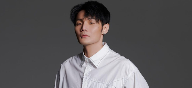 吃瓜群众变当事人李荣浩吃瓜吃到自己身上