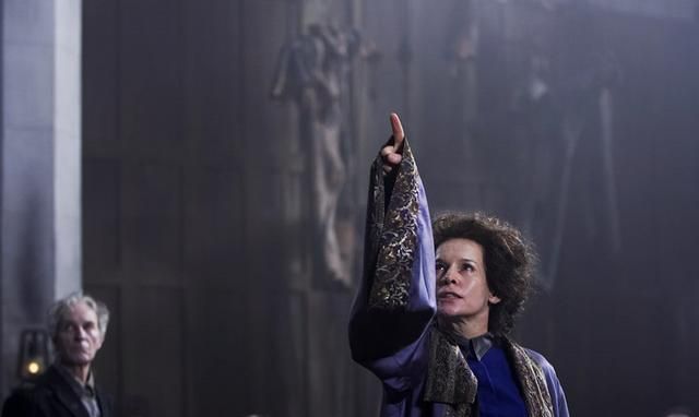 她的原型正是游戏中的灵魂人物——阿莱莎·吉雷斯比(alessa