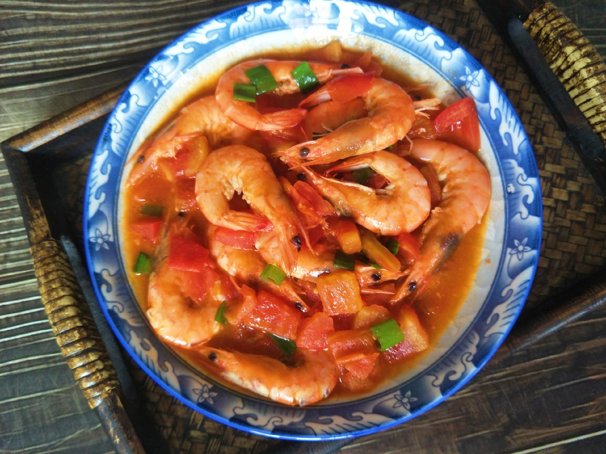 茄汁大虾的简单做法,不用番茄酱,比加了还香,一口一个真好吃