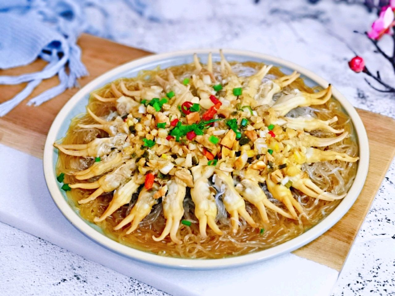 蒜蓉蒸蛏子的做法配方一道宴客大菜招待客人特别有面儿