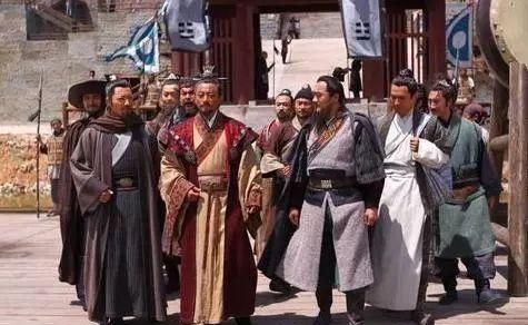 《水浒传》如果宋江不接受招安,他会不会成为割据一方的诸侯呢?休闲区蓝鸢梦想 - Www.slyday.coM 《水浒传》如果宋江不接受招安,他会不会成为割据一方的诸侯呢?休闲区蓝鸢梦想 - Www.slyday.coM