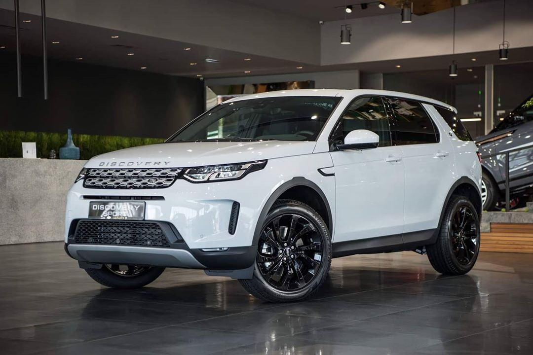 路虎发现运动版实车 白色的大气风格