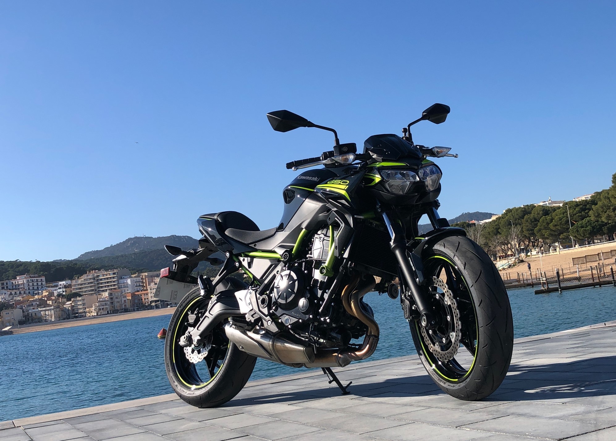 中量级进口街车性价比之王 川崎z650 2020款车型详解