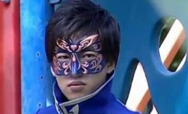 因表情包火遍全网的游乐王子却因卖茶叶糊了就连账号也被封了