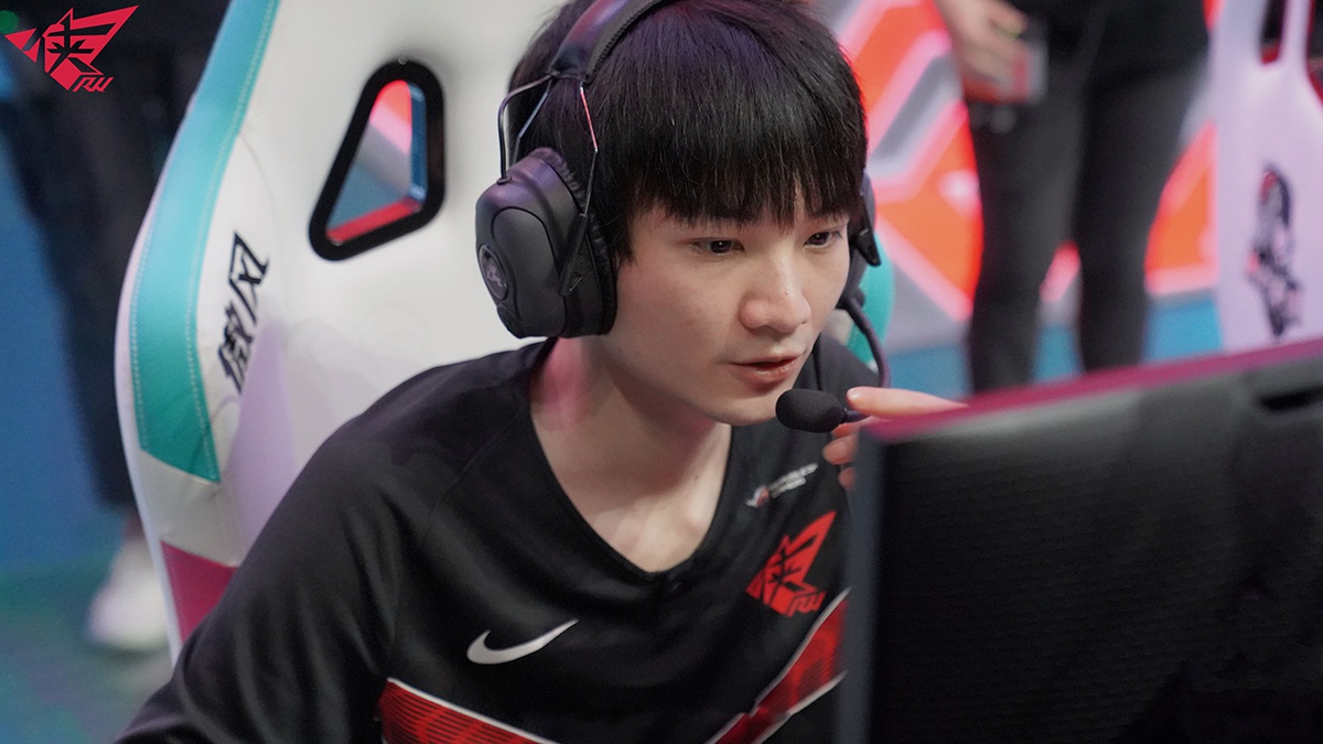 lolrw打野选手haro回应女友爆料不是嫖是出轨