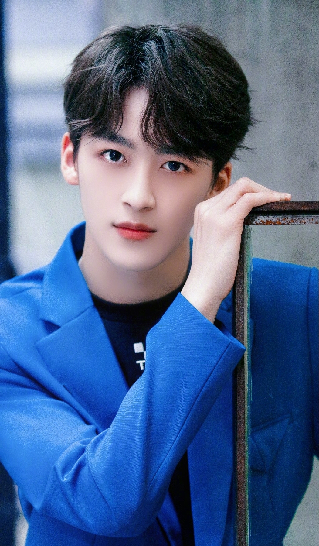 何洛洛直播翻车自曝使用盗版软件被吐槽后公开道歉