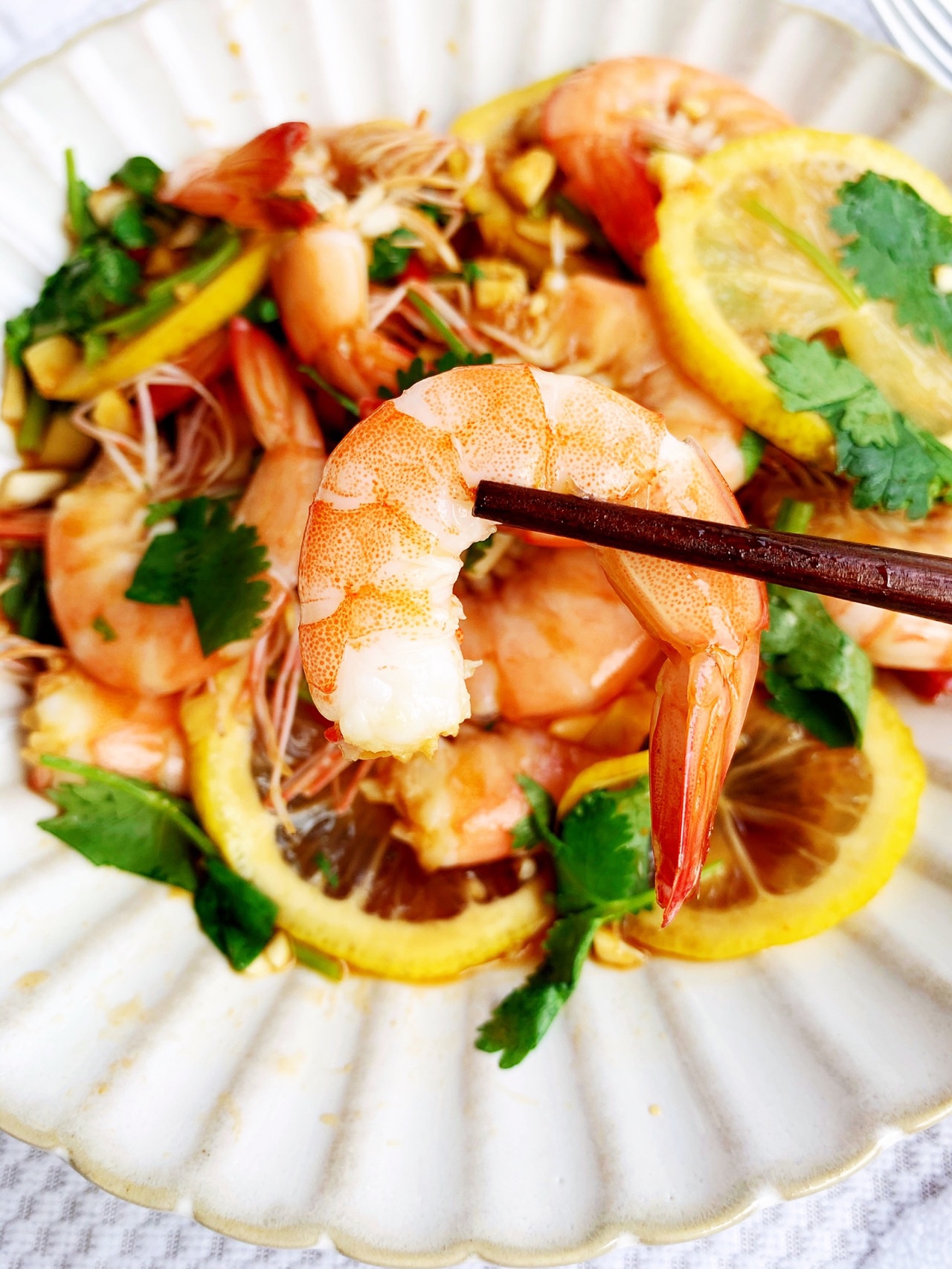 「泰式柠檬虾」的做法 配方,酸辣开胃,好吃到飞起,低脂低卡