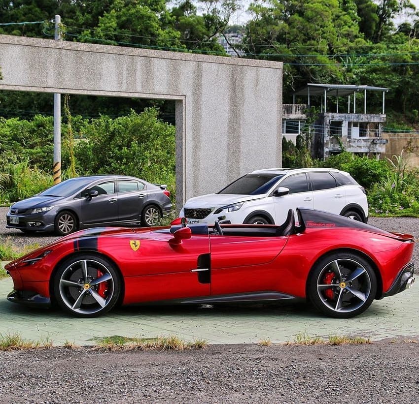 法拉利monza sp1实车 赛车化的设计