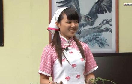 刘大脑袋给二丫戴项链,怎料被宋小宝看到