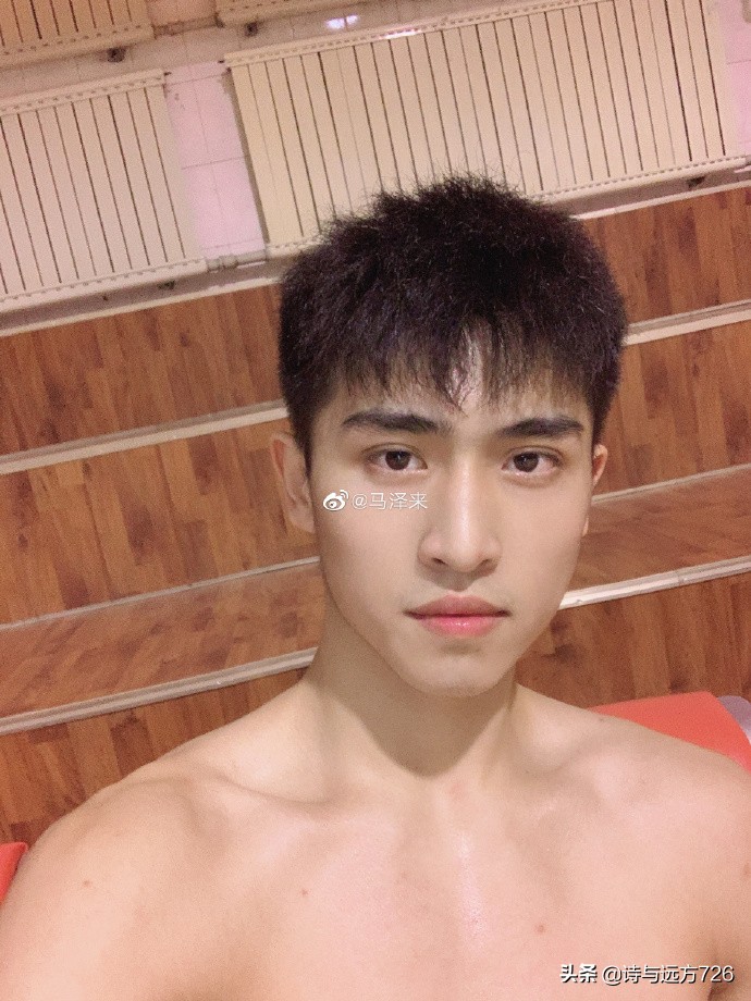 马泽来还没打cba因颜值走红杨鸣后继有人沙拉木地位不保