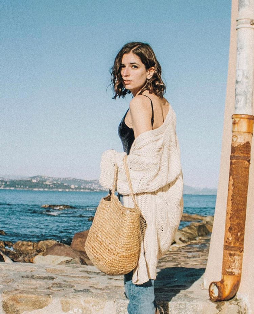 周末的慵懒迷人,需要一些法式风格,这6个单品是法国女人最爱|法国