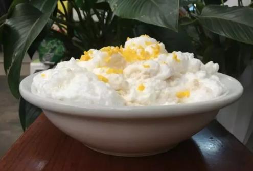 普洱传统名菜"鸡豆腐,味道鲜而微甜,你吃过吗?
