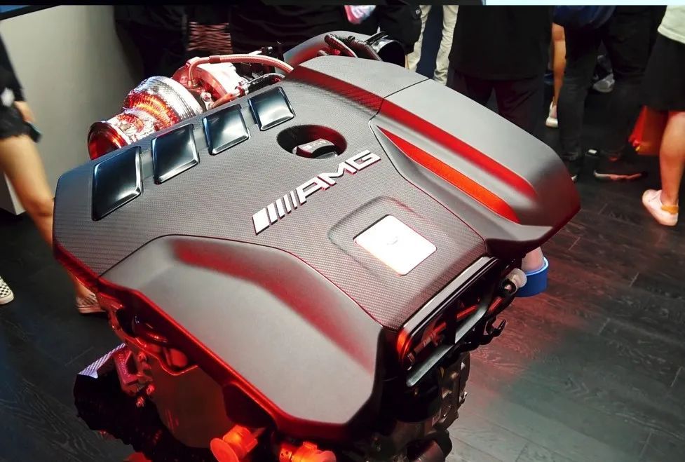 一天内白嫖价值千万的奔驰AMG全系