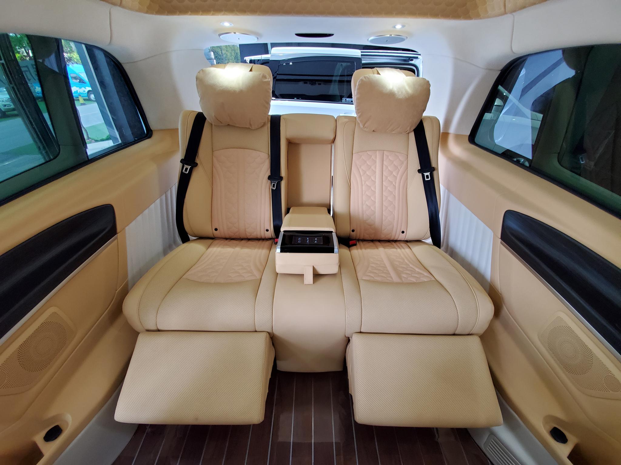 汽车座椅按摩功能解析 主驾零重力座椅安全风险