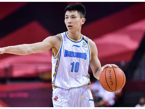 CBA速递:刘晓宇续约首钢,名宿之子加盟上海,万圣伟现身同曦|CBA|万圣伟|刘晓宇_新浪新闻