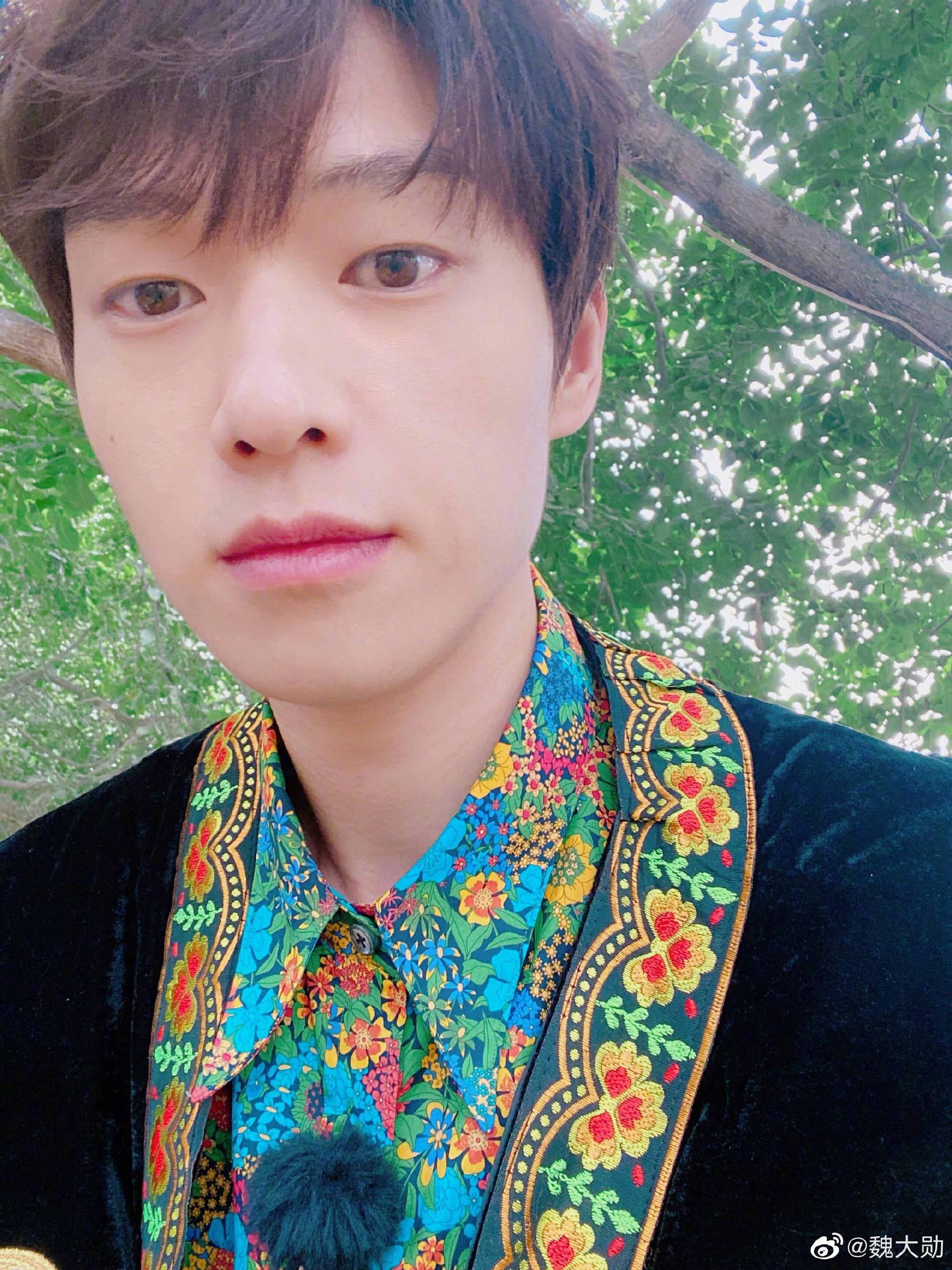 魏大勋回应魏兴文是曾用名4岁的时候就改名成魏大勋了