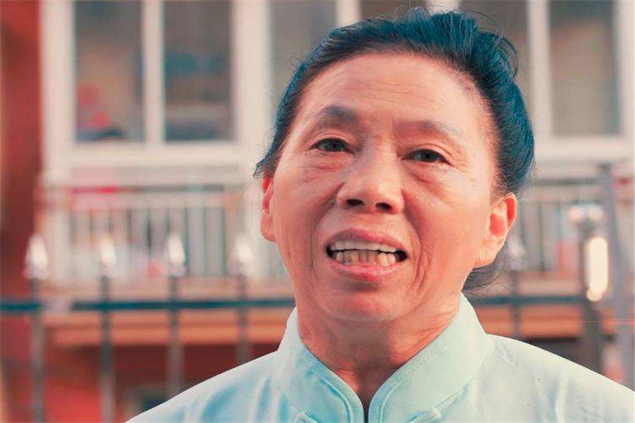 张美娥的反转人生:本是农村大妈,六十多岁被周星驰发掘成明星