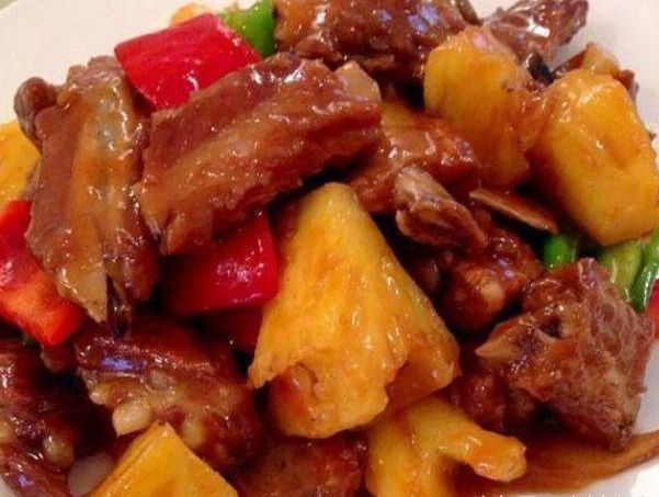 干锅排骨糖醋排骨菠萝酸甜排骨大盘鸡的做法
