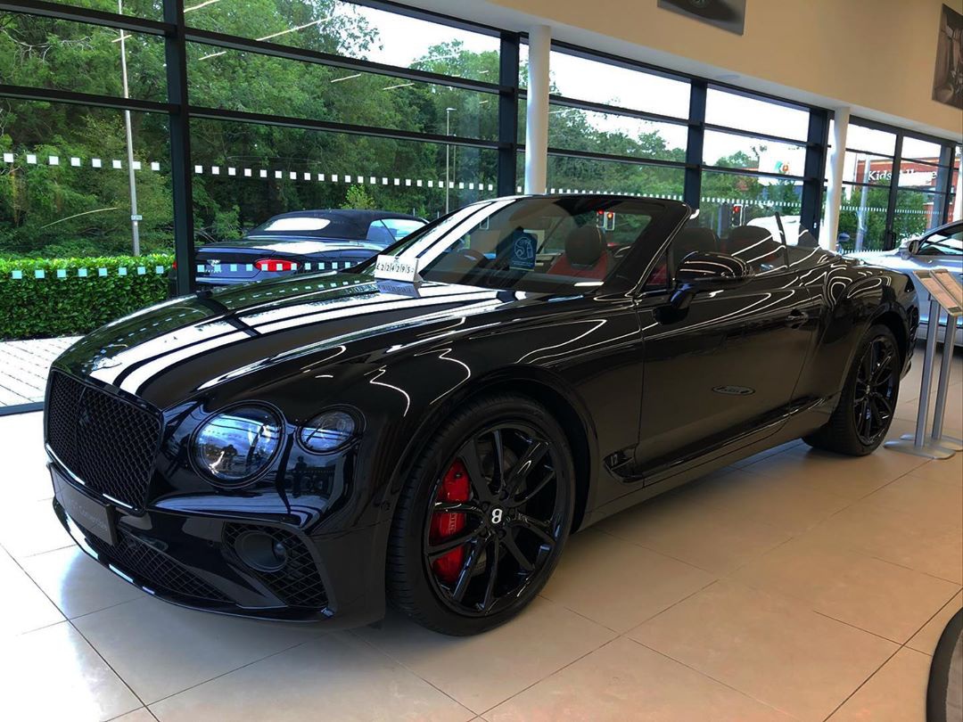 全新宾利欧陆gt敞篷版实车 精致的运动范