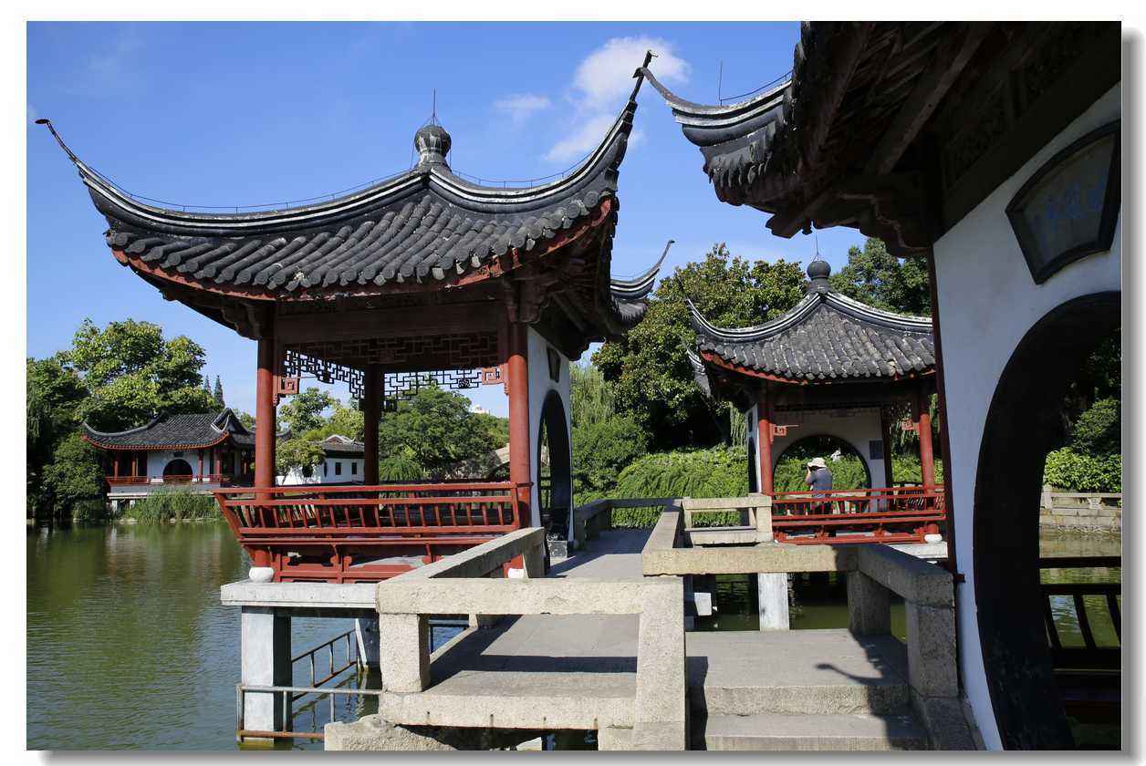 上海有一低调园林,由大师陈从周设计,留有300年古桥却人迹罕至
