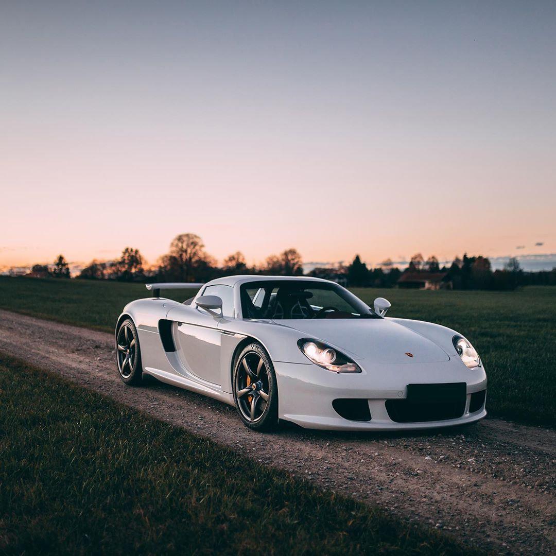 保时捷卡雷拉gt美图鉴赏,简单的白色,特别的高级呀