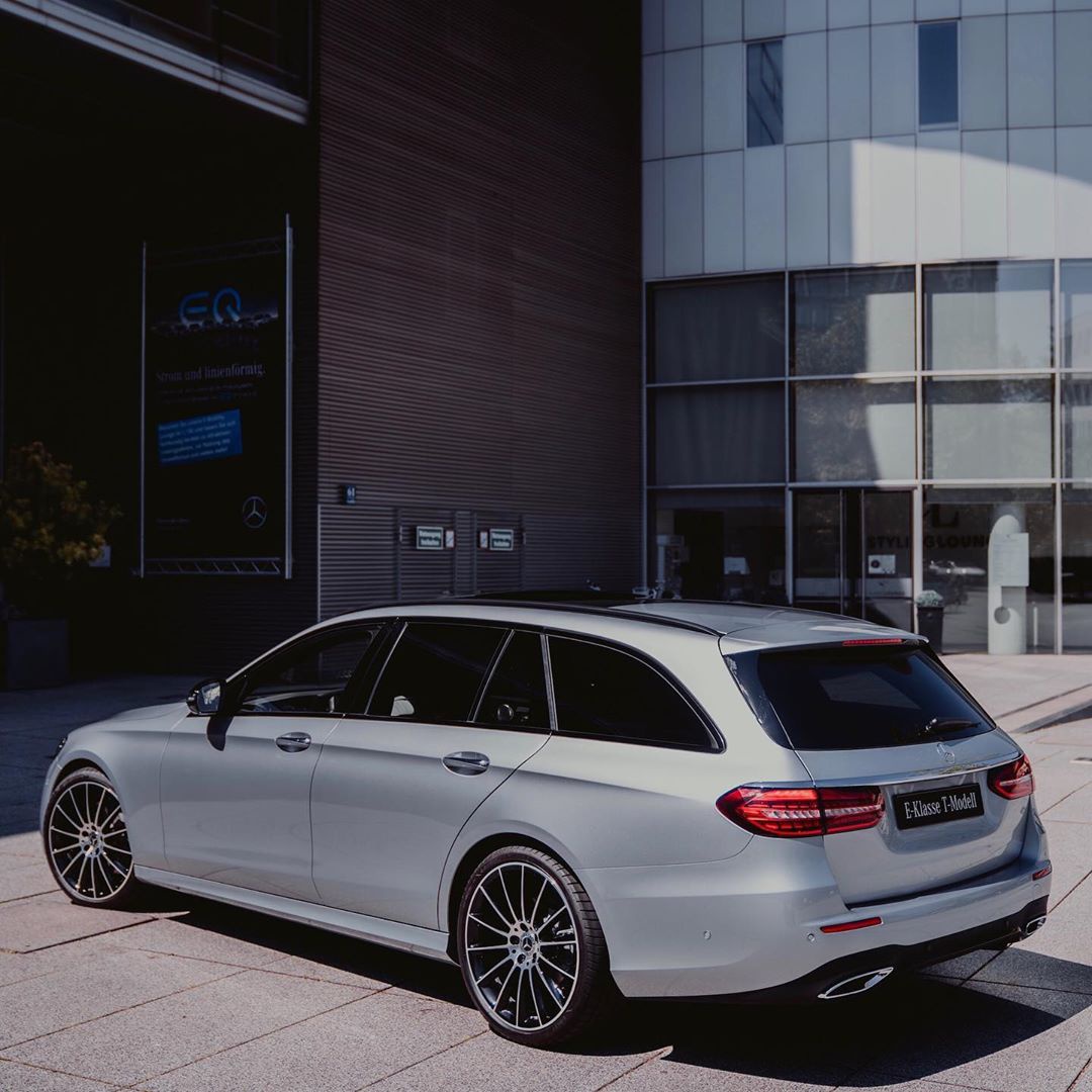 新款奔驰e级旅行版实车 优雅的造型