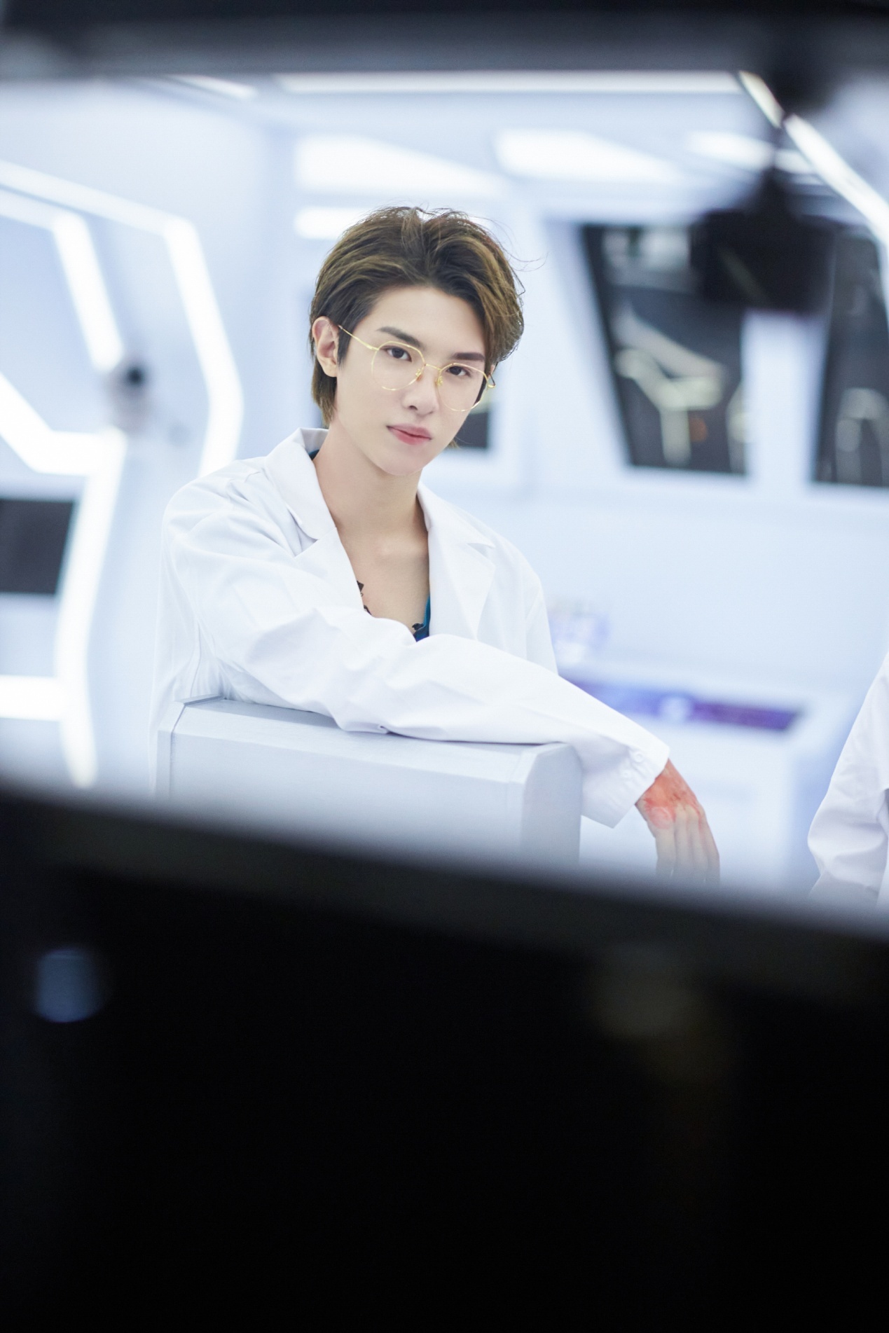 邓伦欧皇附体,黄明昊被"贴脸杀",这期《密逃》笑到脸抽筋