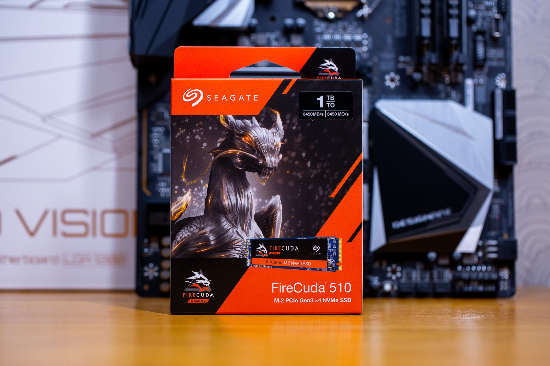 设计师主机就不能没有颜值技嘉visiond设计师主机搭建