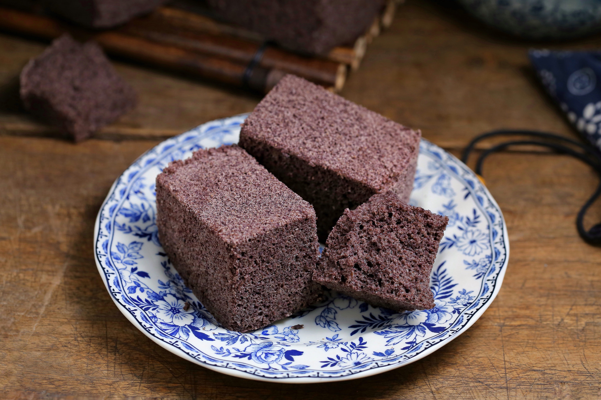 无需揉面不用发酵,制作营养蒸糕当早餐,放锅里一蒸好吃还不上火|蒸糕