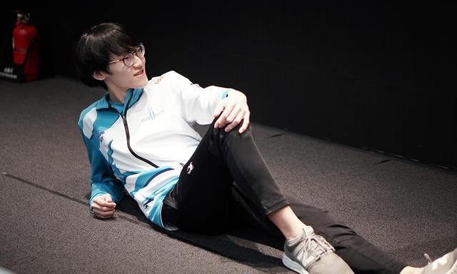 dwg教练zefa:不仅是bp,drx的个人实力也是远超我的预期