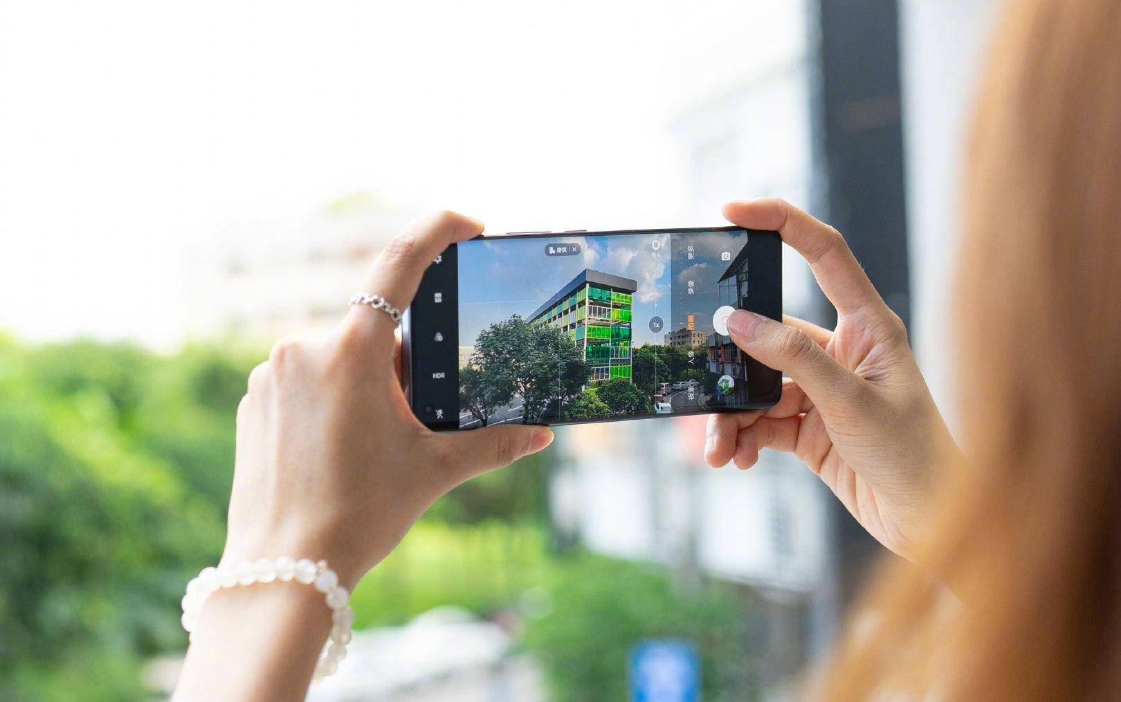 当然了,作为主打影像功能的旗舰,vivo x50 pro 的拍照体验也是一个